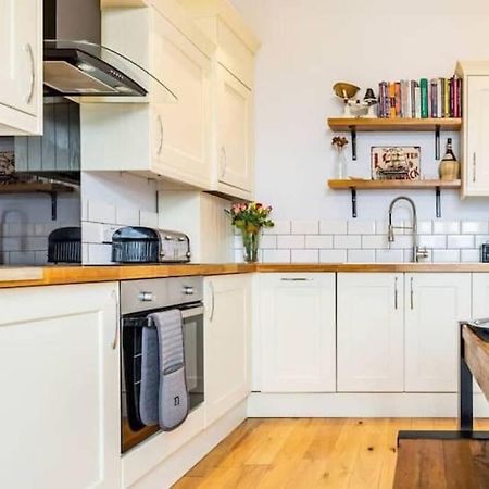 Appartement Number 7 Torquay Stunning Sea Views Extérieur photo